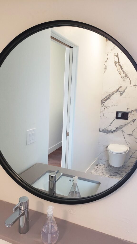 Arboles guest bath2